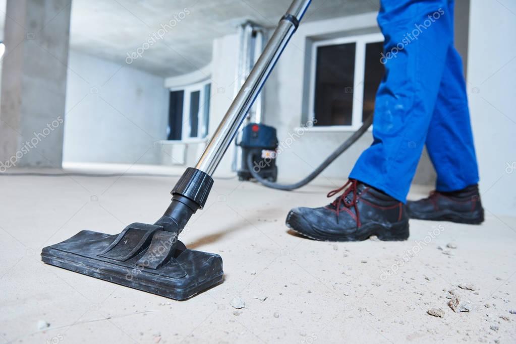 Appartamento dopo ristrutturazione durante la pulizia post cantiere