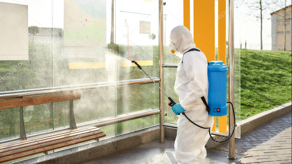 Squadra di pulizie pronta per un intervento urgente